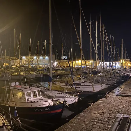 Les Remparts * 圣马丹德雷