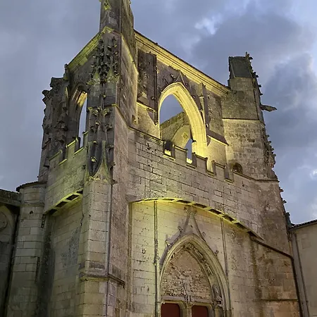 公寓 Les Remparts 圣马丹德雷